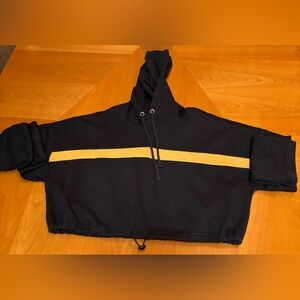 FOREVER 21 Cropped Black Hoodie with drawstring waist